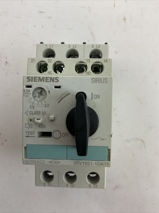 SIEMENS 3RV1021-1DA15 CIRCUIT BREAKER 2.2-3.2A