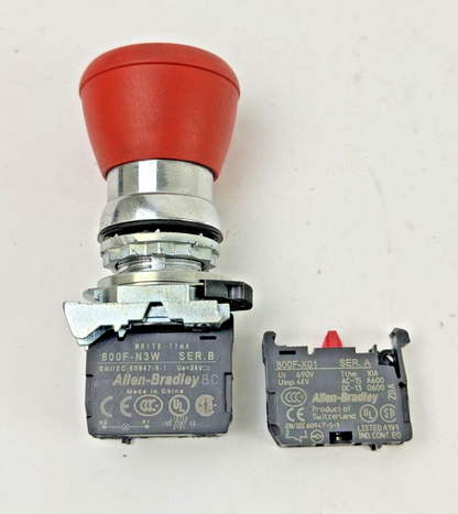 ALLEN-BRADLEY - 800F-N3W SER. B - RED PUSH BUTTON W/ 800F-X01 SER. A (X2)