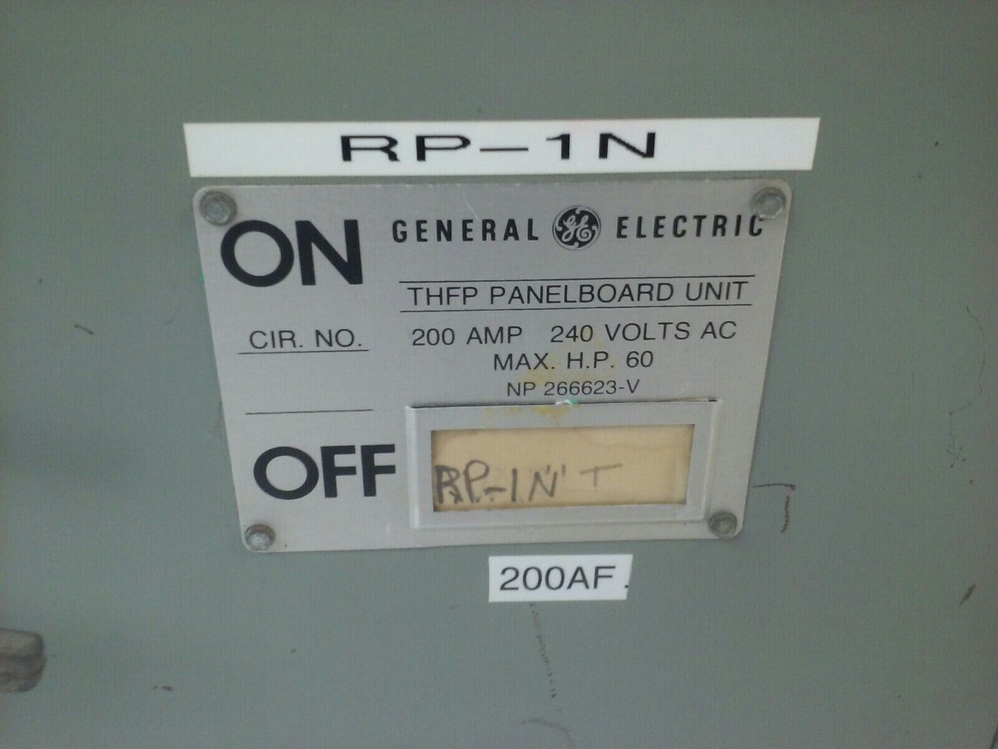 GENERAL ELECTRIC THFP324 FUSIBLE PANELBOARD SWITCH 200A 3P 240V 60HP W/ HARDWARE
