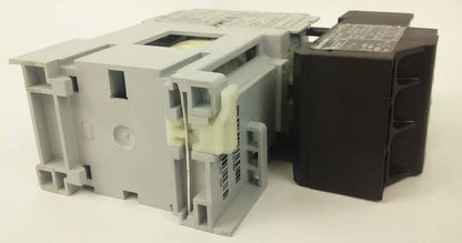 ALLEN BRADLEY 100-C09D*10 SER. A,CONTACTOR,3PH,600V,25A,24VDC COIL ,W/ 193-TAA60