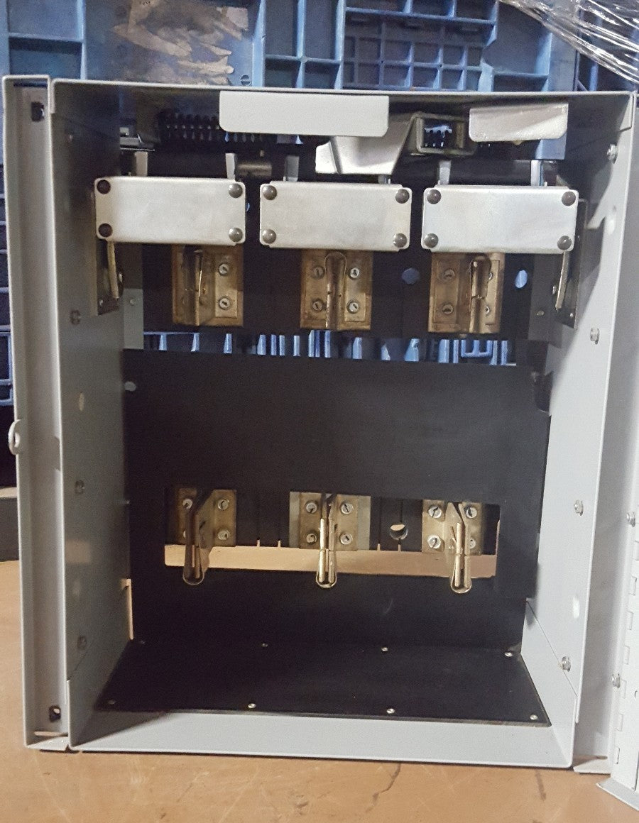 SIEMENS/ITE  VMS326T 600 Amp 240 Volt 3 Phase Switch