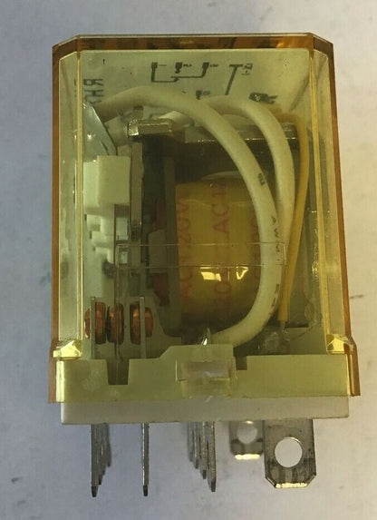 IDEC RH4B-UL RELAY 240VAC 30VDC***LOTOF2***