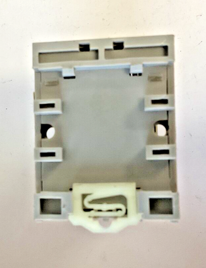 OMRON MK2PN-S RELAY 10A   W/ALLEN BRADLEY 700-HN125 BASE SER.A 10A** LOTOF2**