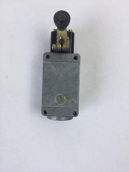 GE CR9440K1J5 LIMIT SWITCH 240V