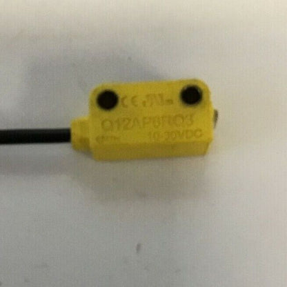 BANNER Q12aP6RQ3 WORLD-BEAM SENSOR 10-30VDC Q12 SERIES***LOTOF2***