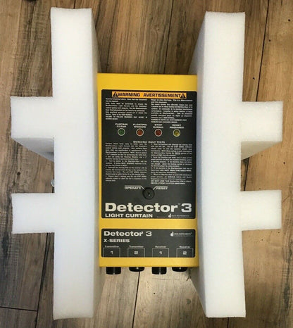 DATA INSTUMENTS/HONEYWELL 3LC-BXWQDH DETECTOR 3 LIGHT CURTAIN CONTROLLER