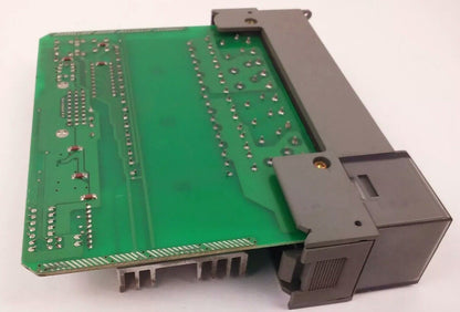 ALLEN-BRADLEY, SLC 500 1746-OA8, SERIES A, OUPUT MODULE,85-265VAC, 50/60HZ, USED