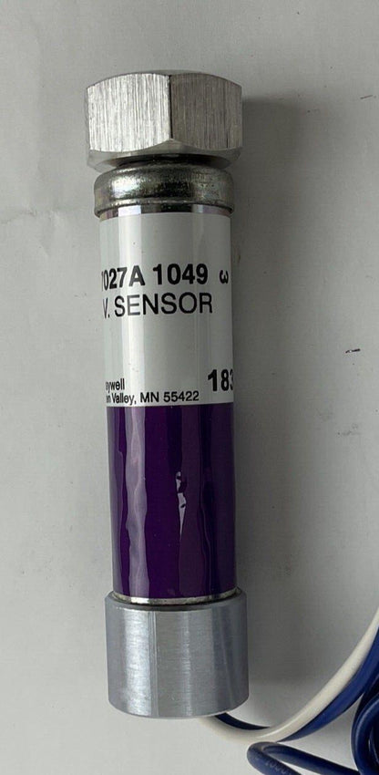 HONEYWELL C7027A 1049 MINI-PEEPER U.V. SENSOR 1/2"FEMALE