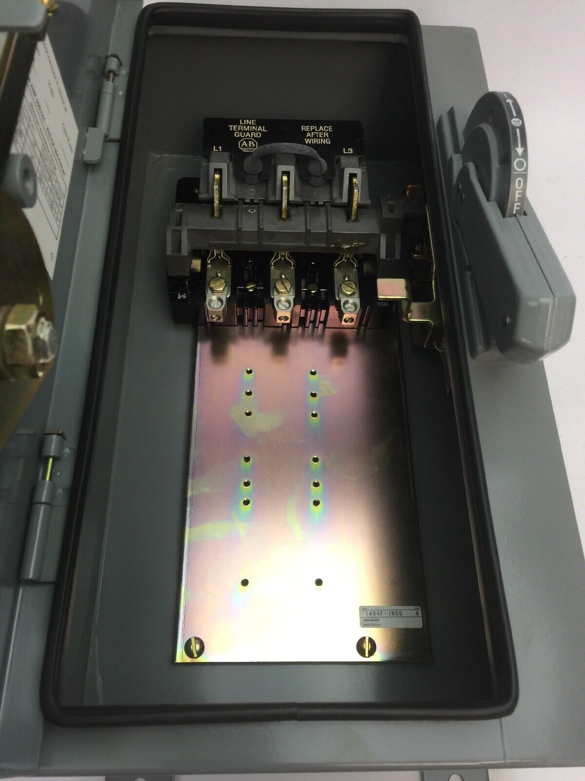ALLEN BRADLEY 1494F-JN60 NON-FUSIBLE DISCONNECT SAFETY SWITCH 60AMP 3PH 3 POLE