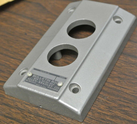 ALLEN-BRADLEY X-215812 TWO UNIT COVER ASSEMBLY / NEW SURPLUS