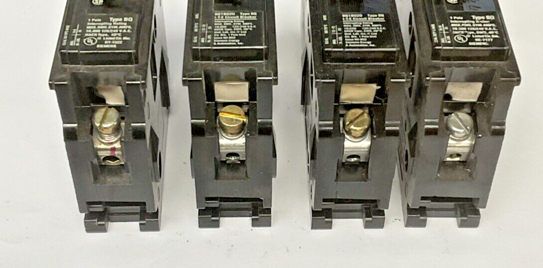 ITE BQ1B020 CIRCUIT BREAKER 30A(1) 20A(3) 120/240VAC **4 BREAKERS**