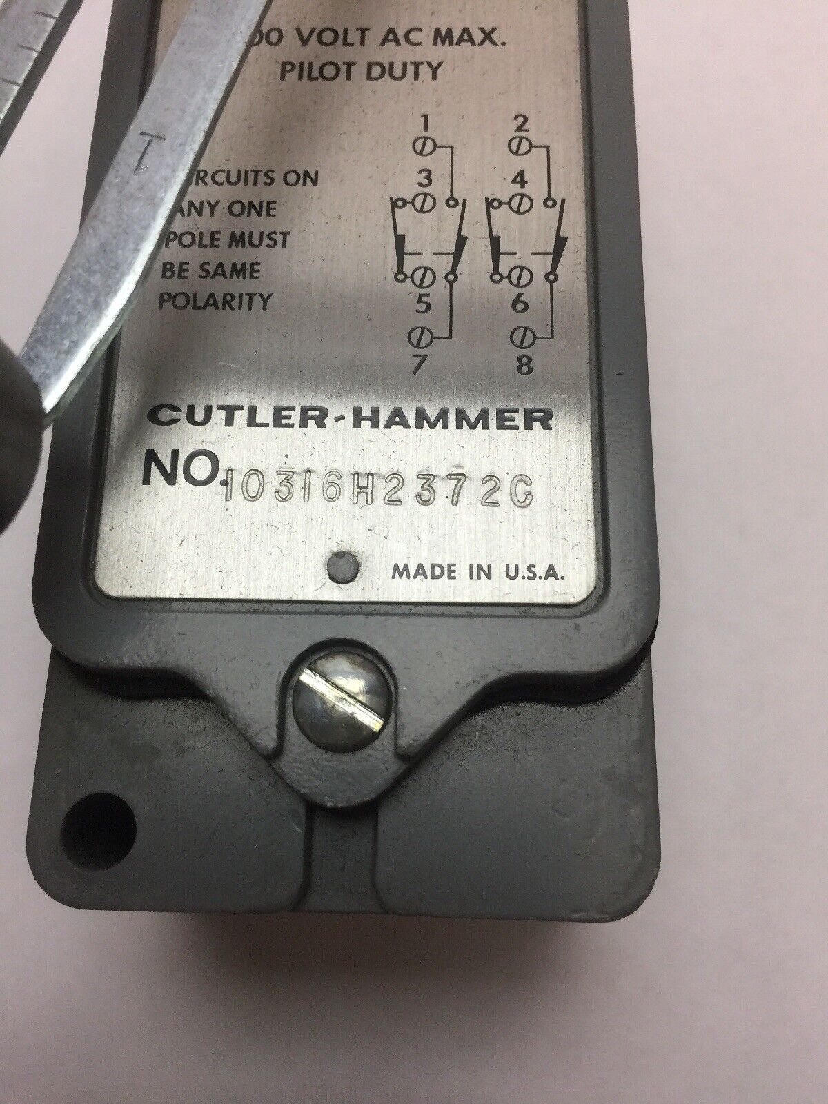 CUTLER HAMMER 10316H2372C LIMIT SWITCH 600VAC TYPE L