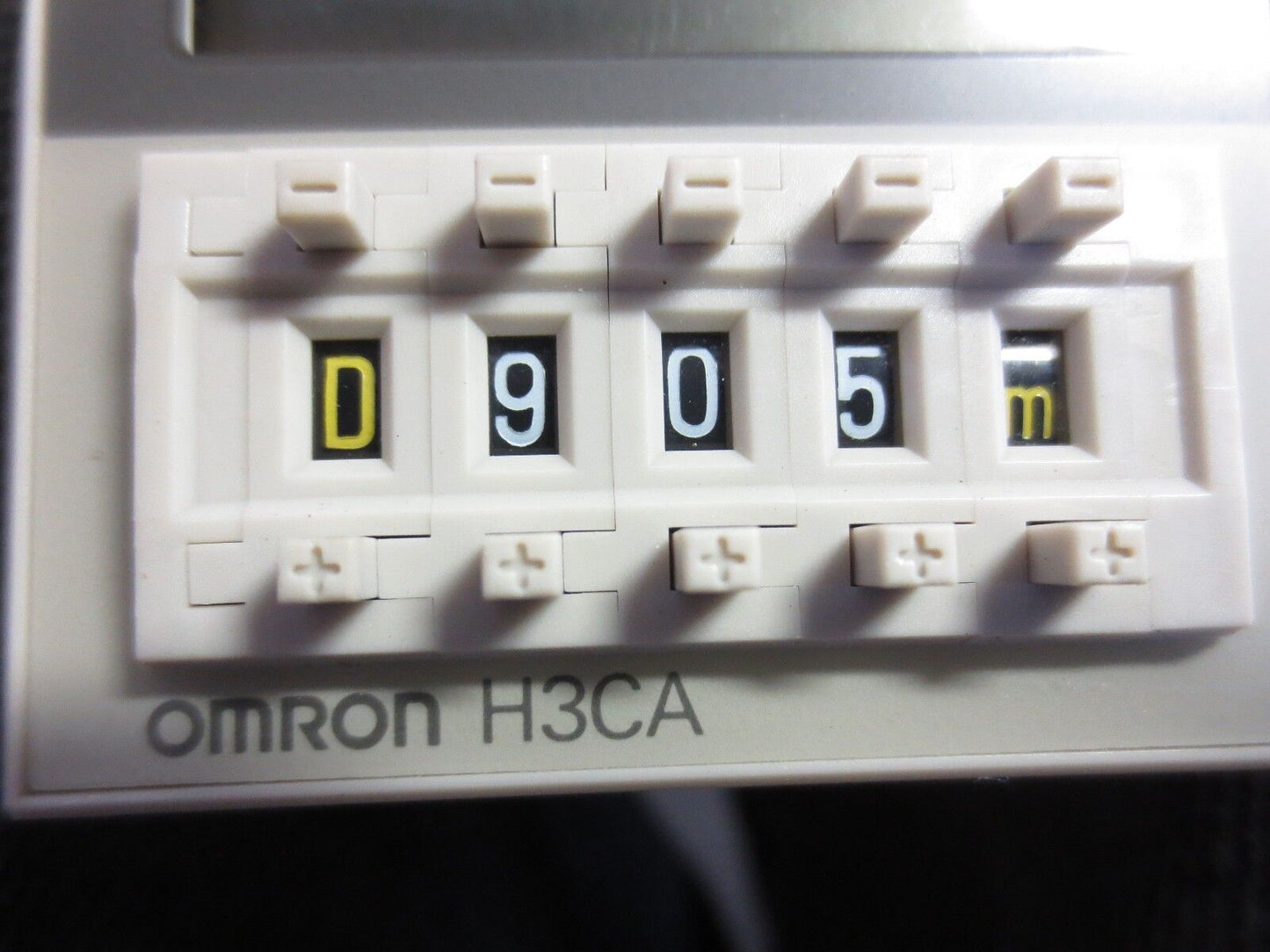 OMRON H3CA-A TIMER RELAY w/ POTTER & BRUMFIELD BASE 27E892