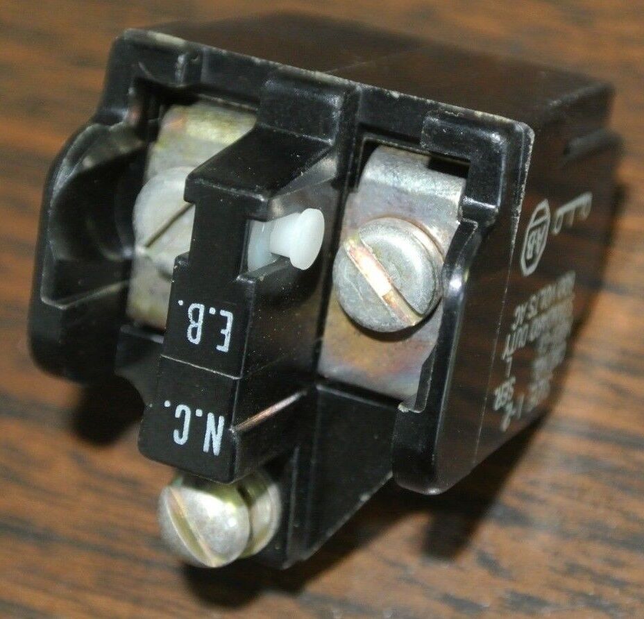 ALLEN-BRADLEY 1495-G1 N.C. CONTACT SIZE 1&2 AUXILIARY CONTACT BLOCK - LOT of 2