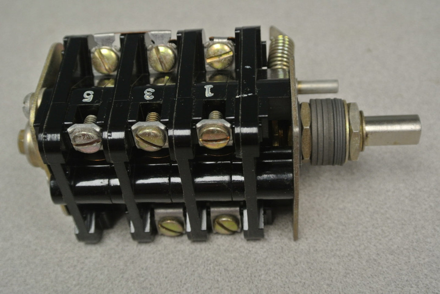 ALLEN-BRADLEY 806-937446 ROTARY PILOT SWITCH / LEVERLESS / NEW SURPLUS