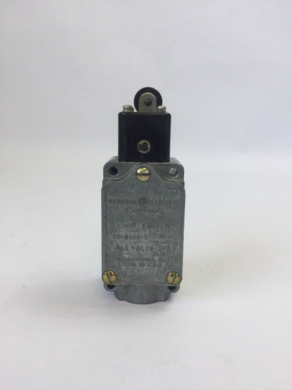 GE CR9440K1J5 LIMIT SWITCH 240V