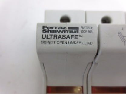 FERRAZ SHAWMUT US3J3I ULTRASAFE FUSE HOLDER 600V, 30A - LOT of 9