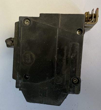 GE THQB32070 CIRCUIT BREAKER 240VAC 3POLE 70A