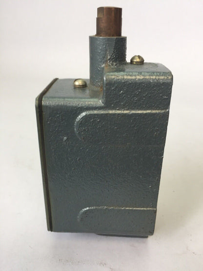 ALLEN BRADLEY 801-ASC12 LIMIT SWITCH PUSH TYPE 600V AC/DC NO-NC CONTACT