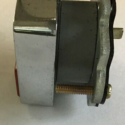 IDEC UWQN20000 PUSHBUTTON ON/OFF