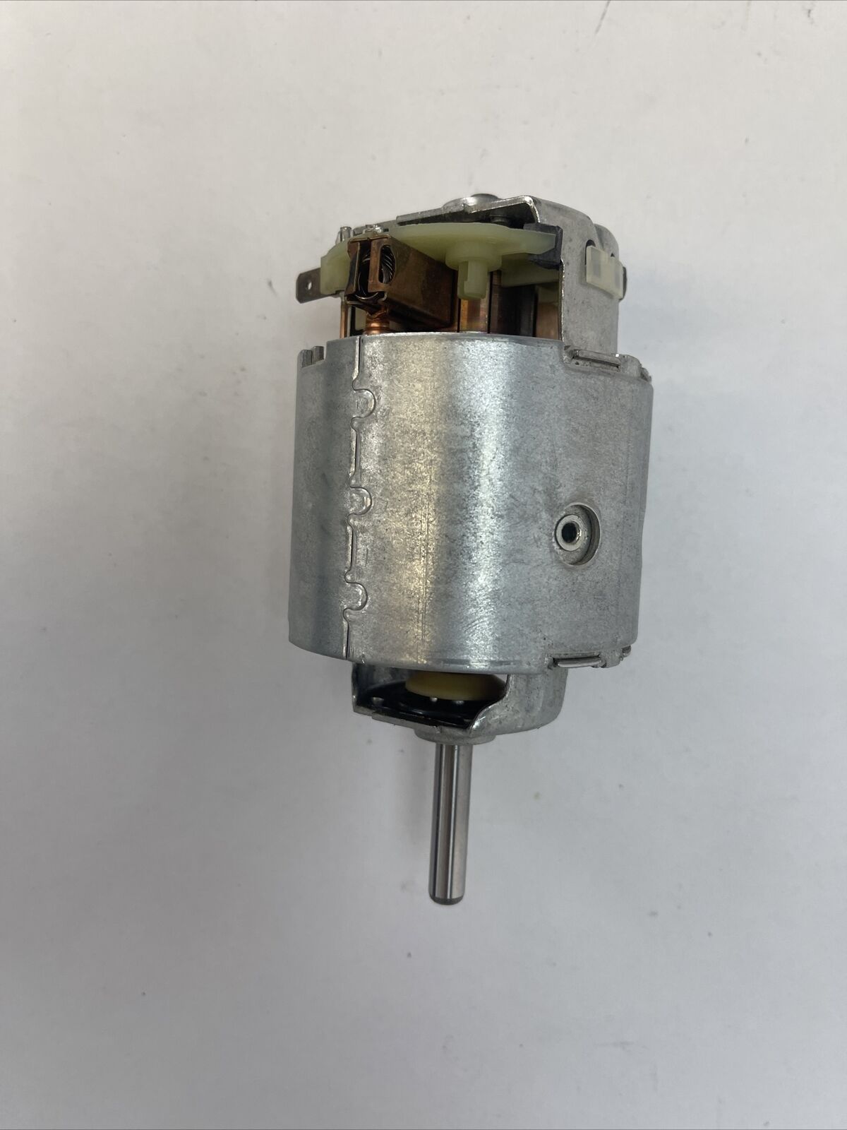 BOSCH 0130111134 BLOWER MOTOR 12V