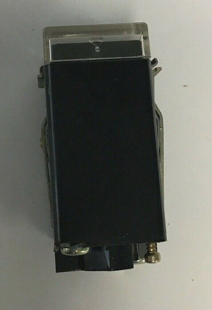 GE CR103C2102 SQUARE INDICATING LIGHT CLEAR LENS 125VAC/DC