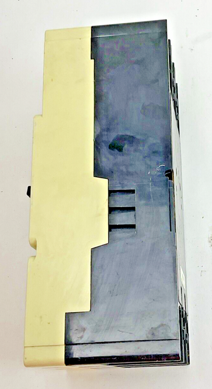 CUTLER HAMMER JD3250F CIRCUIT BREAKER JD 35K 600VAC 250VDC 3POLE