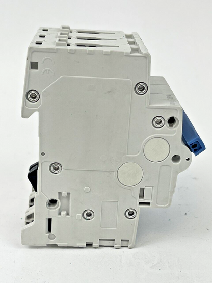 ALLEN BRADLEY - 1492-SPM3C050 - SERIES D - CIRCUIT BREAKER - 3 POLE 5 AMP