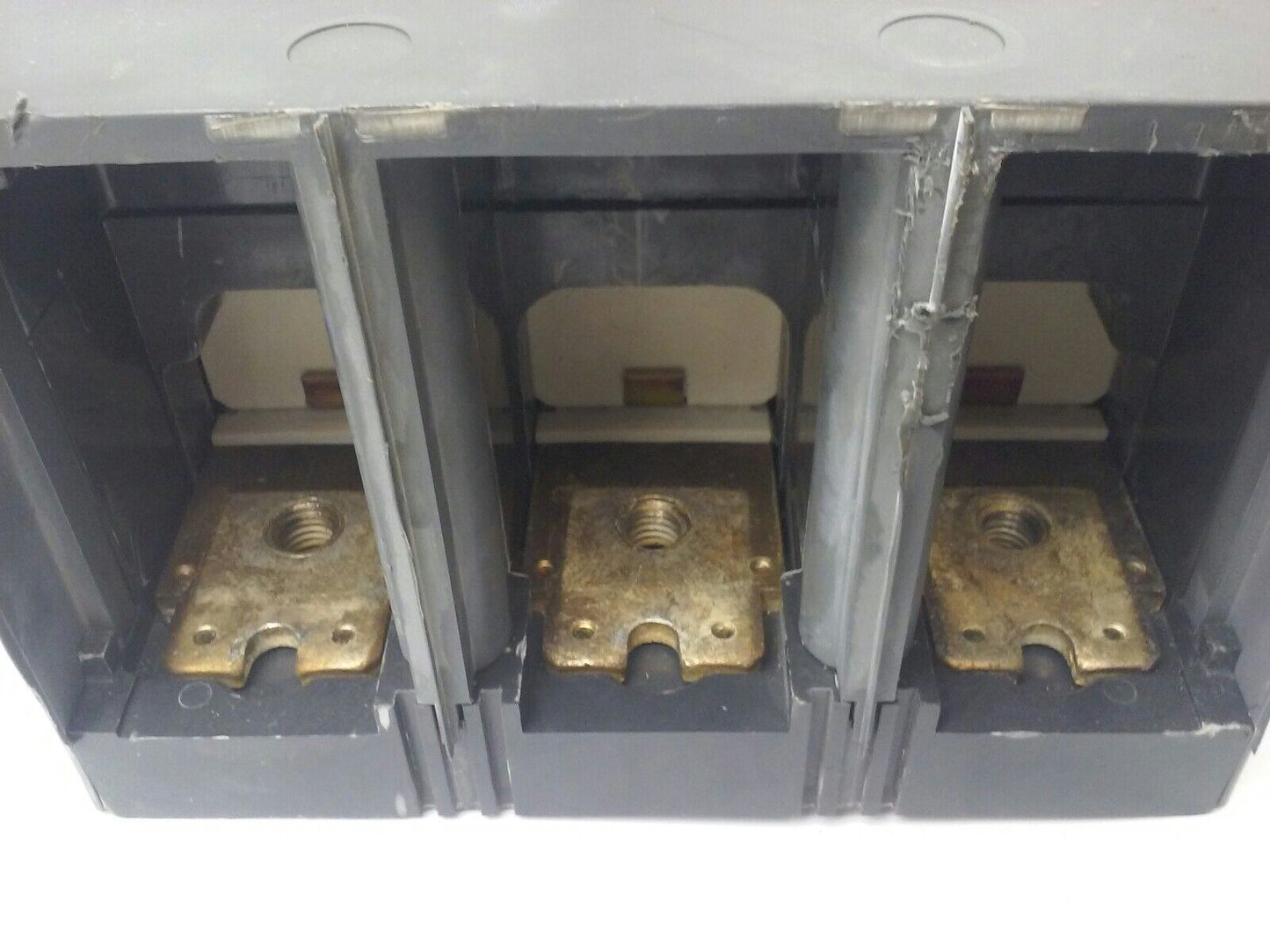 GE SKHA36AT0800 W/ SHUNT TRIP,  RMS, 3P, 800A, 600V, 800A PLUG, SAST1, 65KA,USED