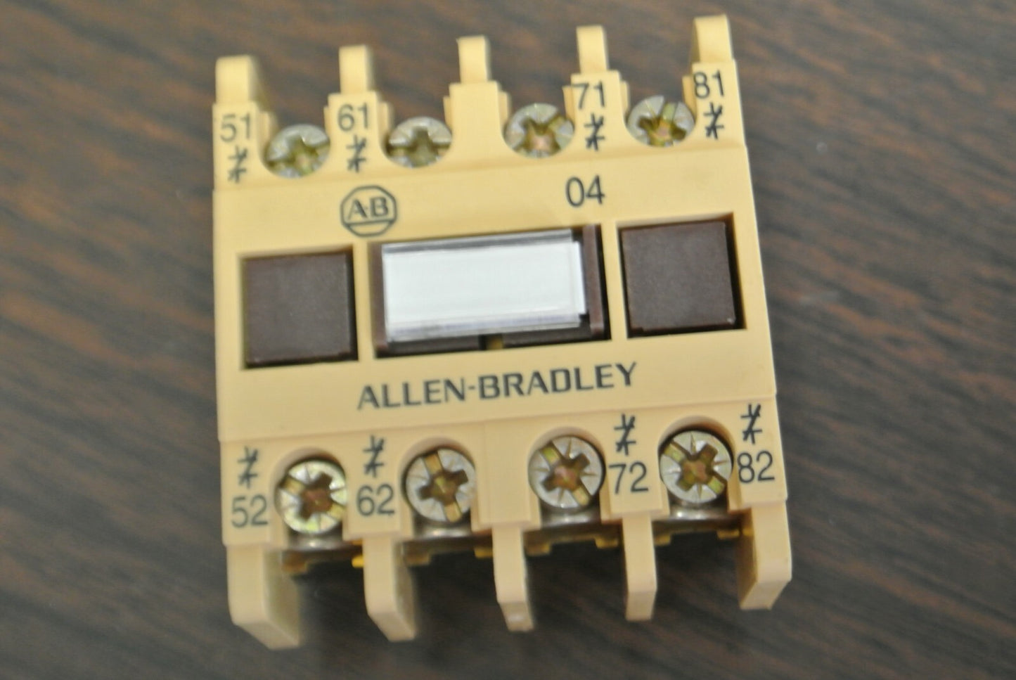 ALLEN-BRADLEY 195-FA04 TYPE F ADD-ON CONTACT BLOCK / NEW SURPLUS
