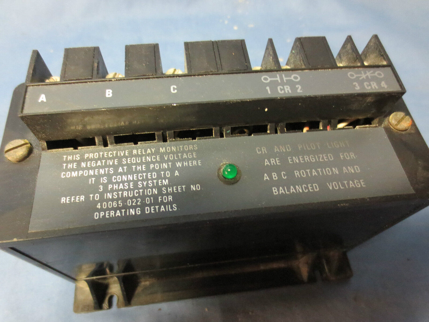 ALLEN-BRADLEY 813S-VOB 813S-V0B 8135-V0B 8135-VOB LINE VOLTAGE MONITOR RELAY