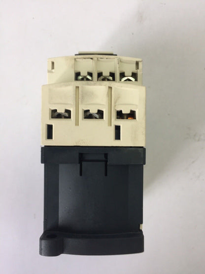 TELEMECANIQUE CAD50BD CONTACTOR 24 VDC LAD4TBDL 5-24V