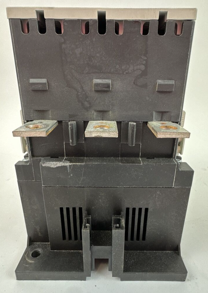SIEMENS 3RT1055-6AF36 CONTACTOR 575VAC 3PH 150HP COIL 110-127VDC 50-60HZ