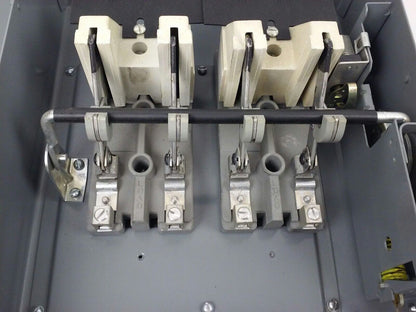 CUTLER HAMMER 4105H2432H, H.D. SAFETY SWITCH, 60A, 600VAC, 4 POLE, MAX H.P. 50