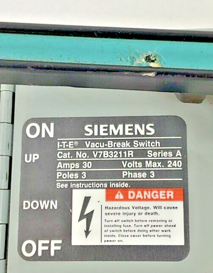 SIEMENS V7B3211R VACU-BREAK SWITCH 30A PH3 240V 3POLE FUSIBLE