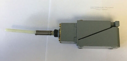 ALLEN BRADLEY 802T-WSP OILTIGHT LIMIT SWITCH SER.H W/40146-113-53 OPERATOR HEAD