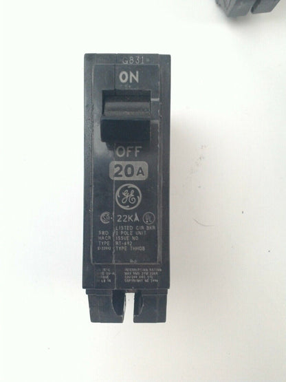 GE SWD TYPE RT-692 / THHQB 20A 1-POLE CIRCUIT BREAKER 22kA (LOT OF 4)