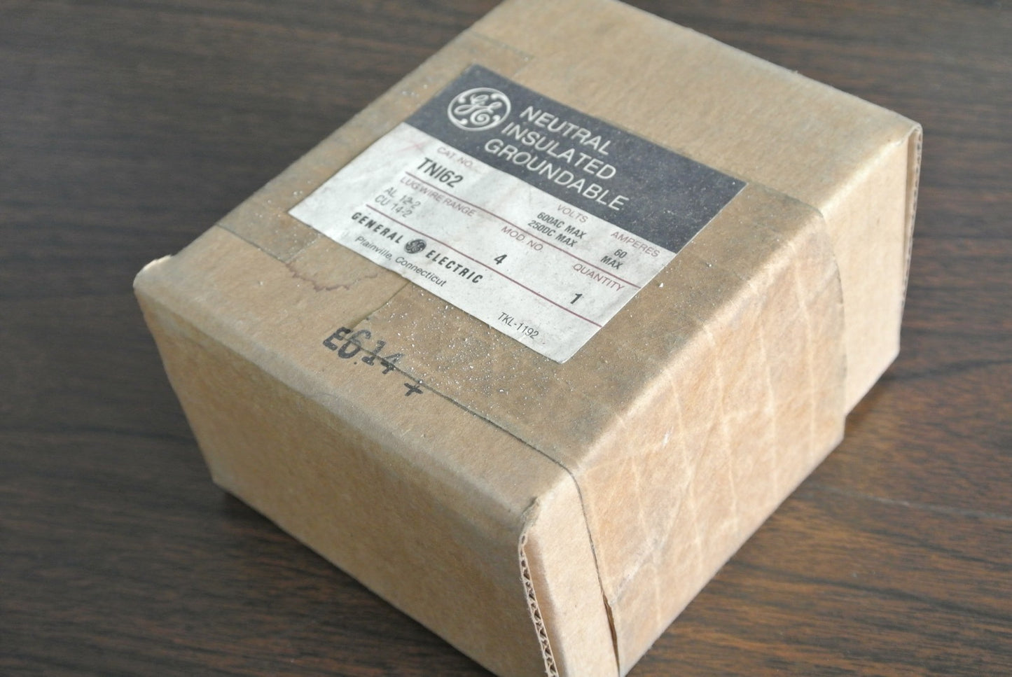 GE TNI62 INSULATED GROUNDABLE NEUTRAL 600VAC 250VDC 60A MAX NEW SURPLUS MODEL 1
