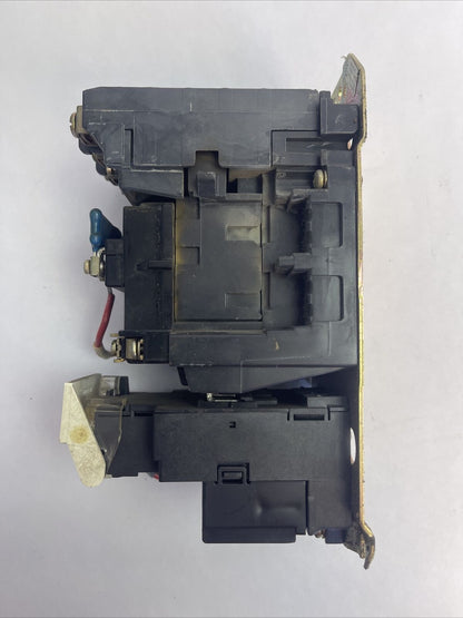 ALLEN BRADLEY 509-BOD-A2D SER B SIZE 1 STARTER 27A 600VAC 10HP 592-A2DA 1-2.9A