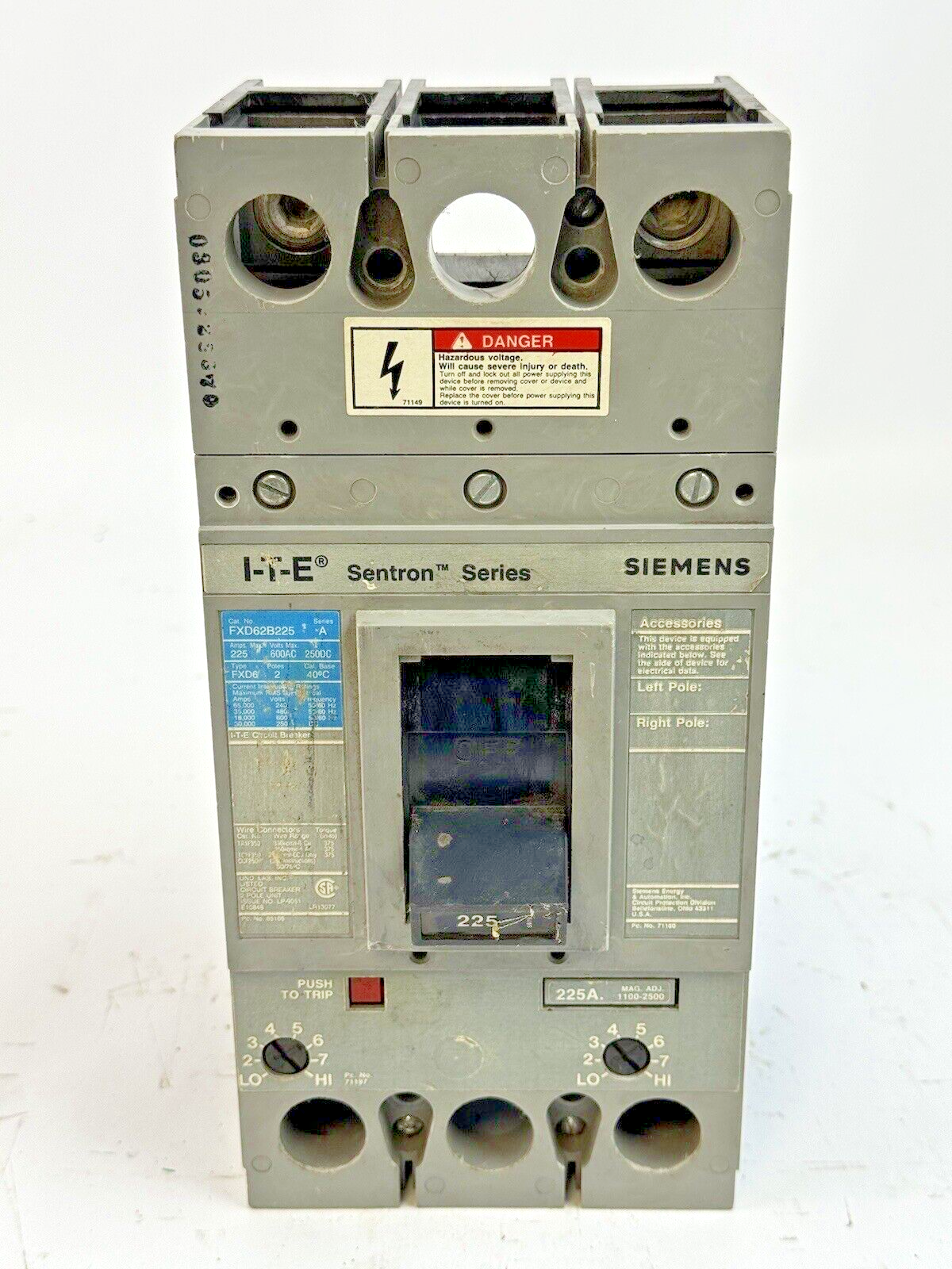 ITE / SIEMENS FXD62B225 - CIRCUIT BREAKER W/ 225 A TRIP - 225 A, 2 POLE, 600 VAC