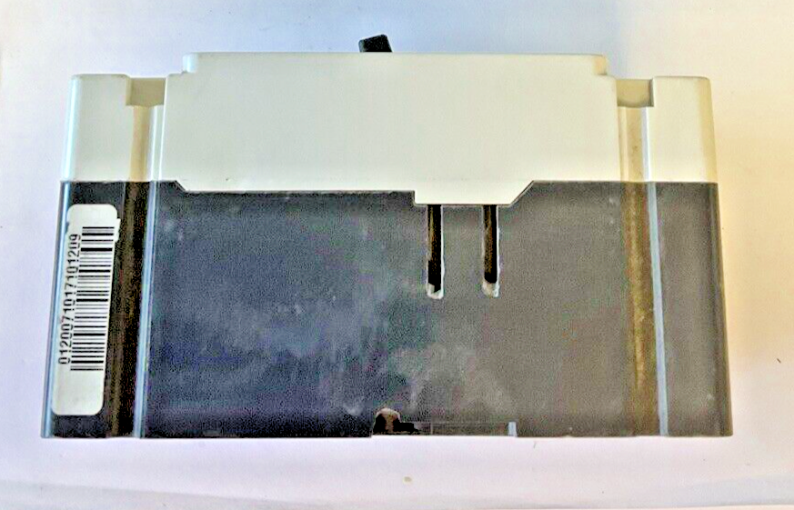 CUTLER HAMMER HFD3150L CIRCUIT BREAKER HFD 65K 150AMP 250VDC 600VAC 3POLE