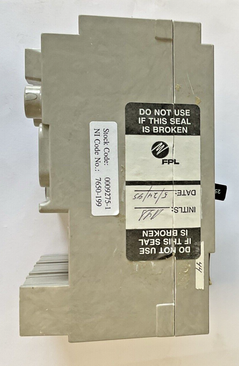 ITE HE3A025 CIRCUIT BREAKER 25A 480VAC 3POLE TYPE HE ETI