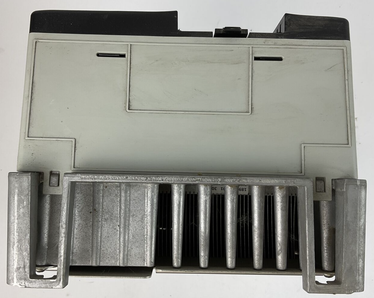ALLEN BRADLEY 20AE017A0AYNNNC0 AC DRIVE SER A OUTPUT 0-575VAC 15HP F/W 2.002