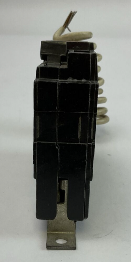 GE THQB-1115GF GROUND FAULT CIRCUIT BREAKER 1POLE 15AMP 120VAC TYPE THQB-GFCI
