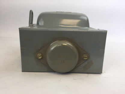 SQUARE D H221NRB SERIES D1 FUSIBLE SAFETY SWITCH 30A 240VAC 125/250VDC 2POLE