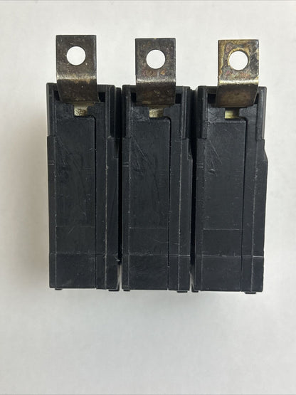 CUTLER HAMMER BAB3080HT CIRCUIT BREAKER 80AMP 240VAC 3POLE TYPE BA HACR TYPE