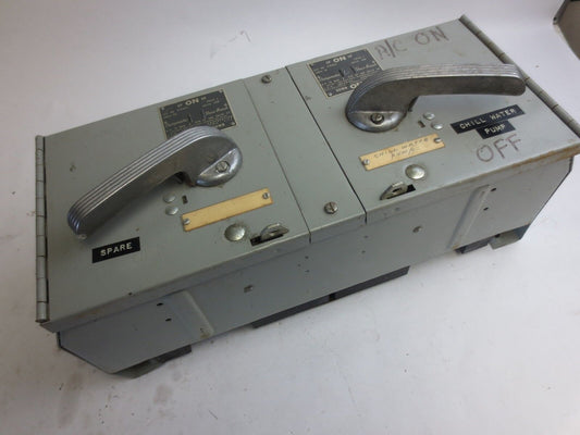 I-T-E SIEMENS V7E3611 TWIN VACU-BREAK PANELBOARD SWITCH, 600VAC, 30A, 3-POLE