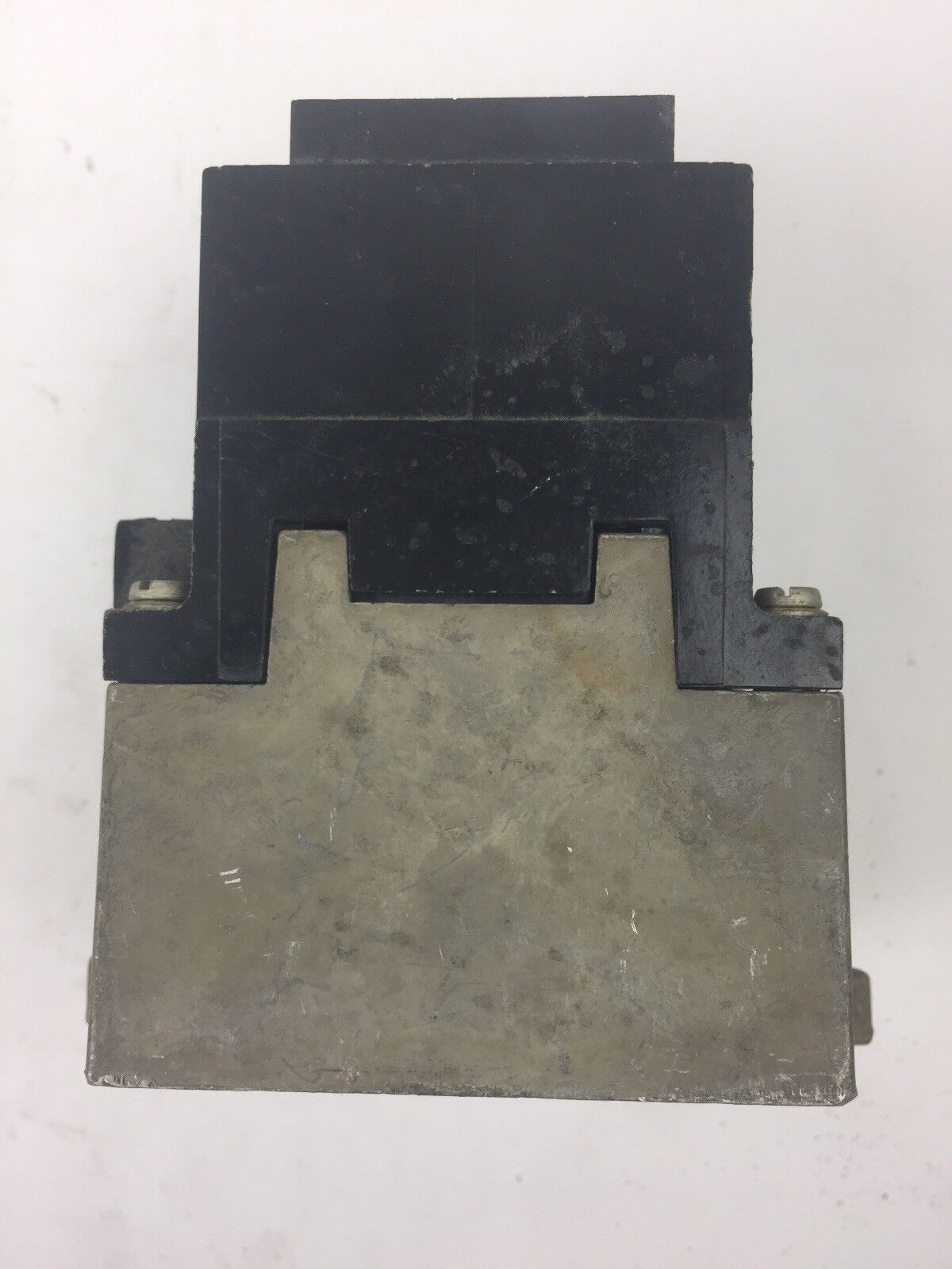 ALLEN BRADLEY 700-P200A1 AC CONTROL RELAY SERIES A COIL 230-240V 60HZ 220V 50HZ