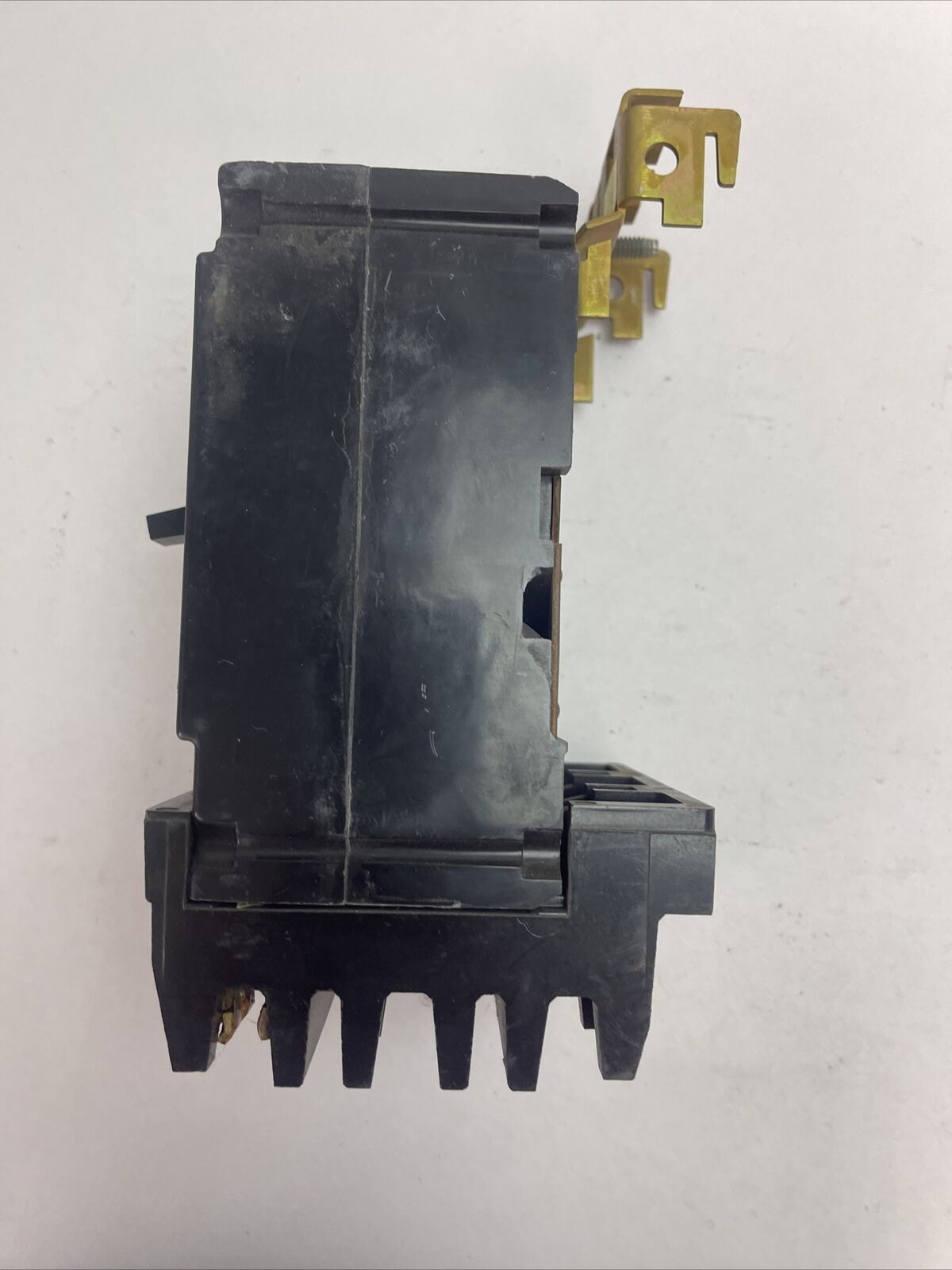 SQUARE D FHB36015 THERMAL-MAGNETIC CIRCUIT BREAKER 15A 600VAC 250VDC 3P SERIES 2