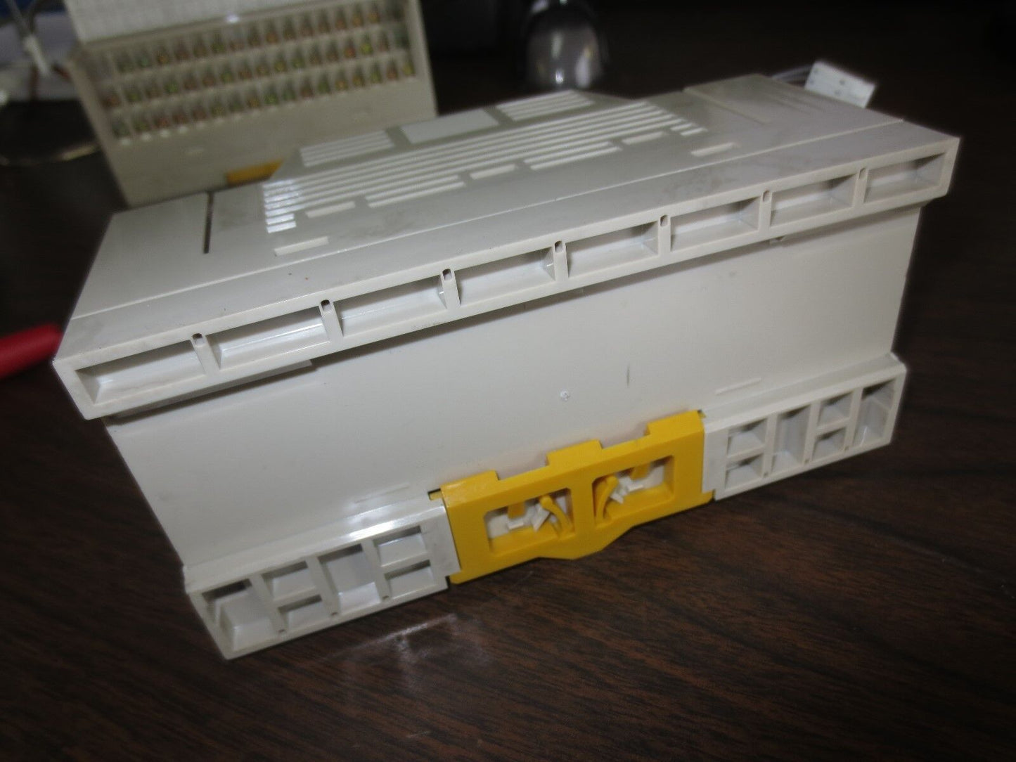 OMRON GT1-ID16 DIGITAL UNIT / MODULE